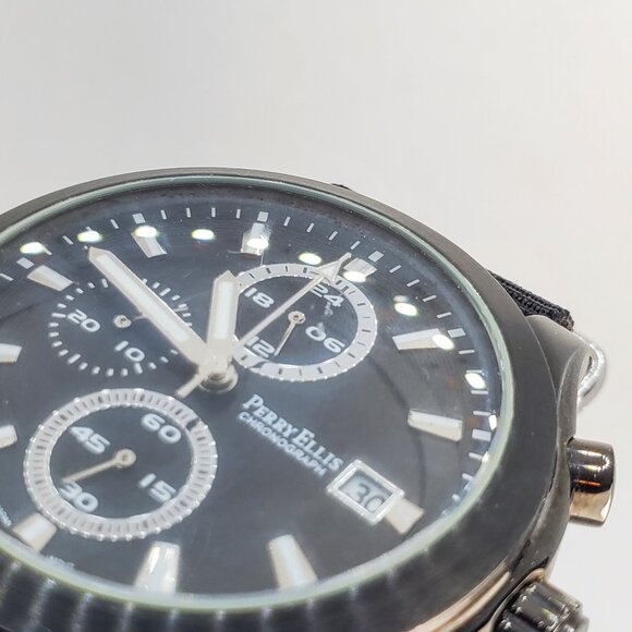 Perry Ellis chronograph quartz watch - Picture 3 of 8